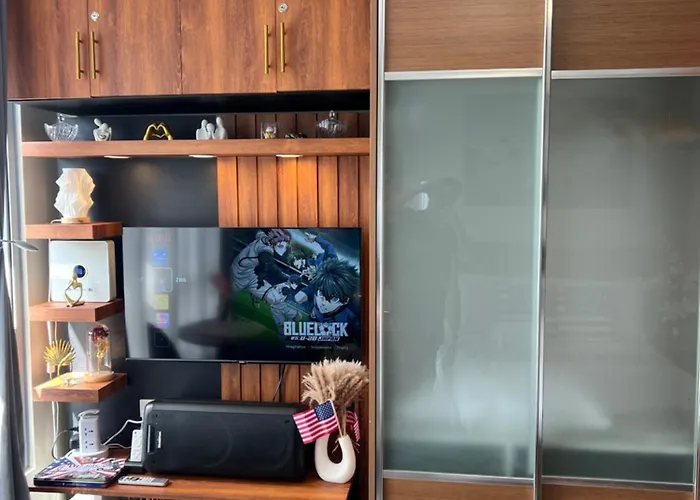 Great View At Pioneer Mandaluyong Free Pool Gym Netflix Hbo Max Prime Kids Play Fast Wifi Sunshine 100 T3 38th Apartment
