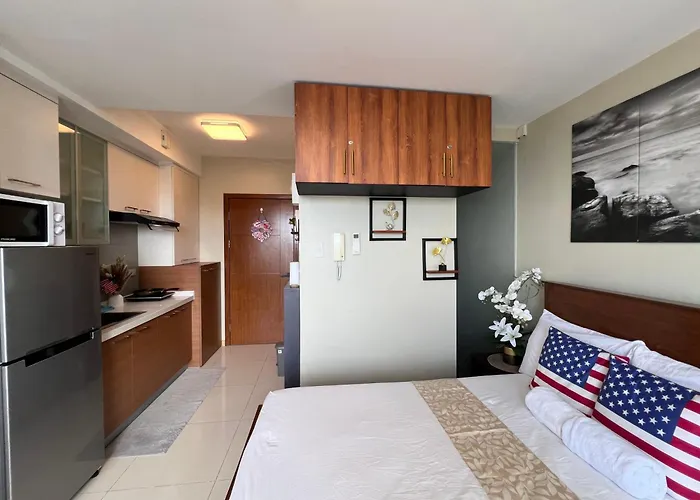 Great View At Pioneer Mandaluyong Free Pool Gym Netflix Hbo Max Prime Kids Play Fast Wifi Sunshine 100 T3 38th Apartment Manila